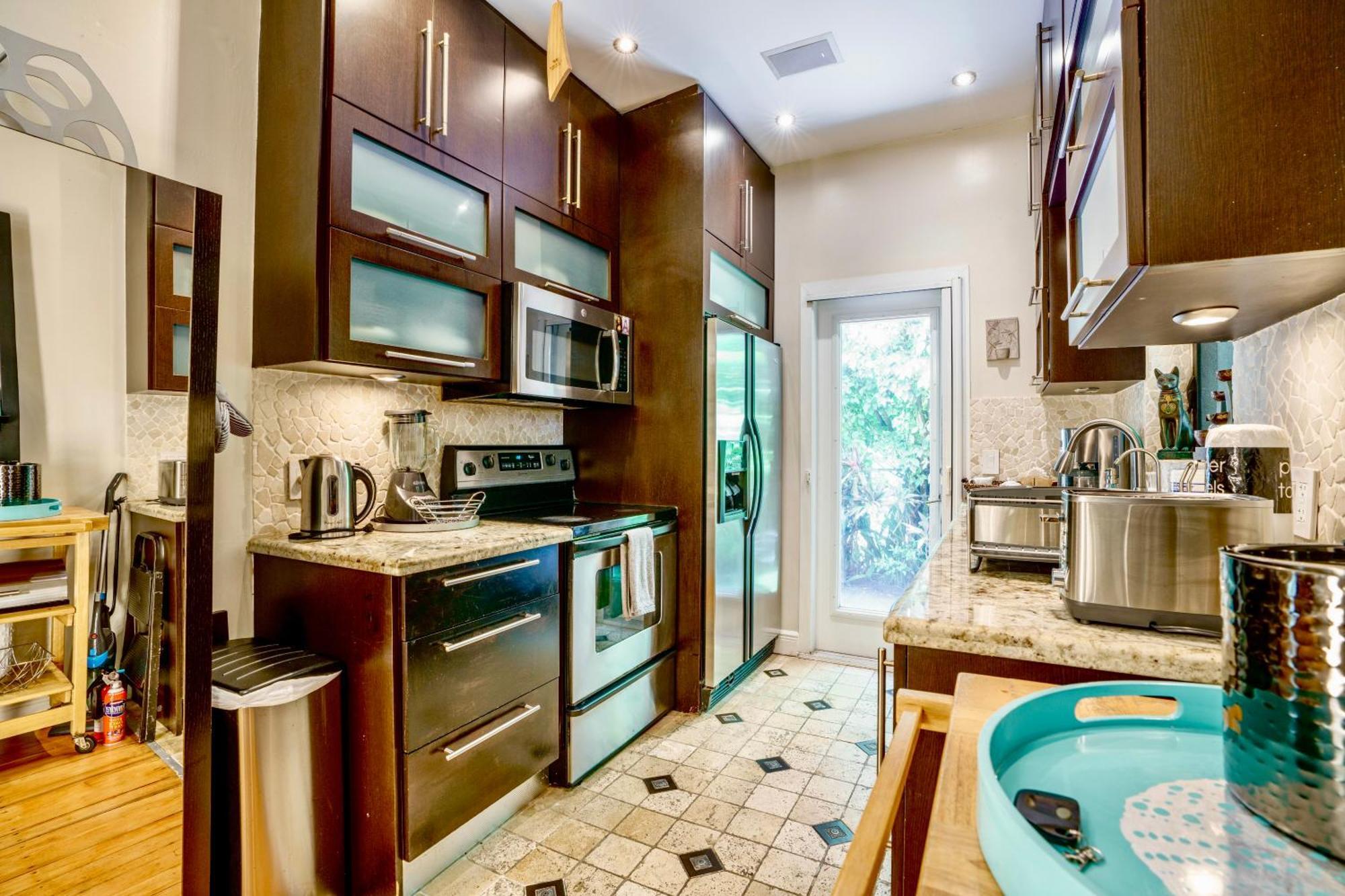 Entire Private Beautiful 2 Bedroom Plus Den House With Gated Front&Back Yard And Free Parking 10Min Drive To Miami Beach Esterno foto