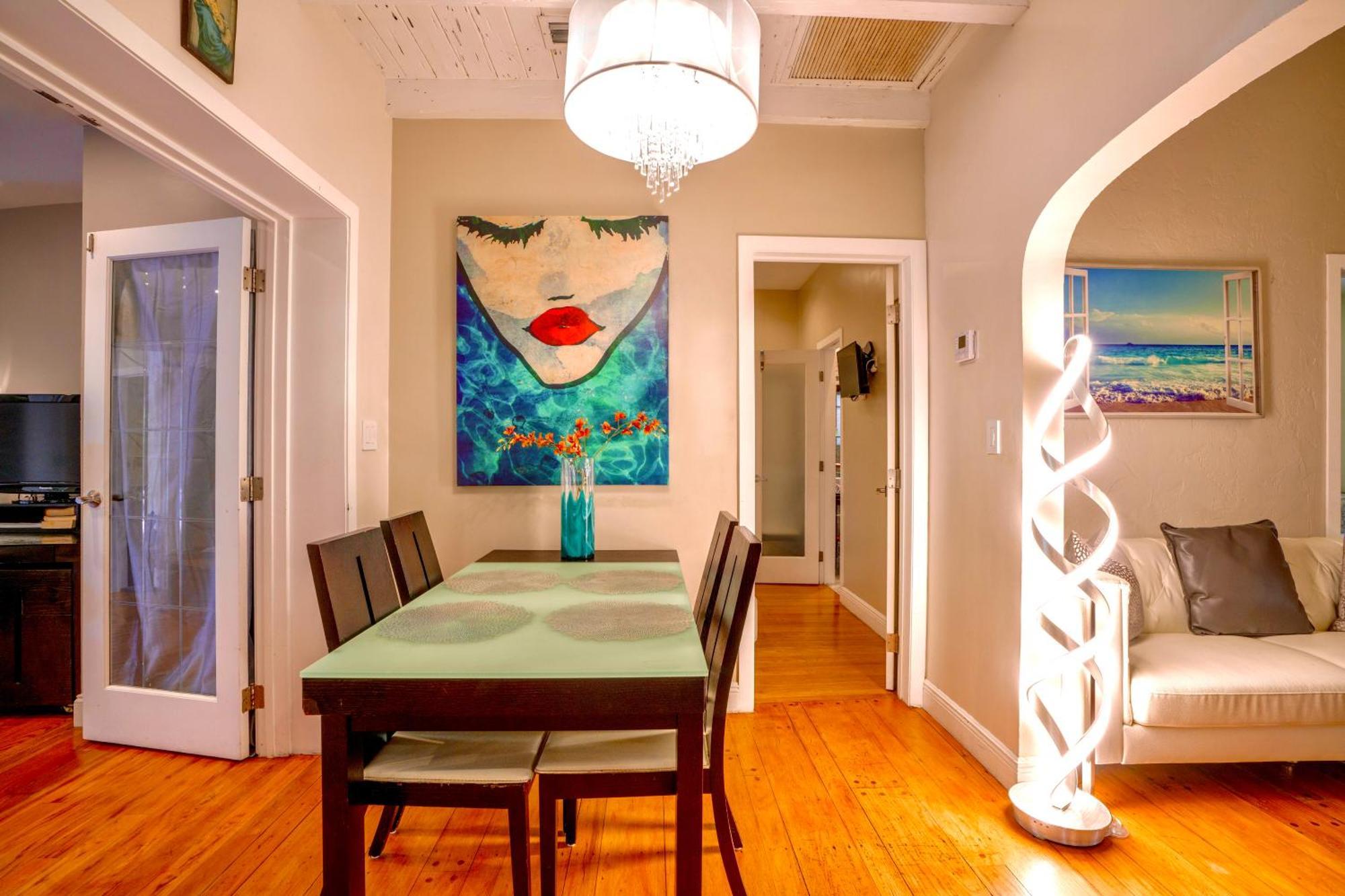 Entire Private Beautiful 2 Bedroom Plus Den House With Gated Front&Back Yard And Free Parking 10Min Drive To Miami Beach Esterno foto